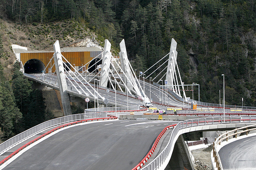 Túnel Dos Valires